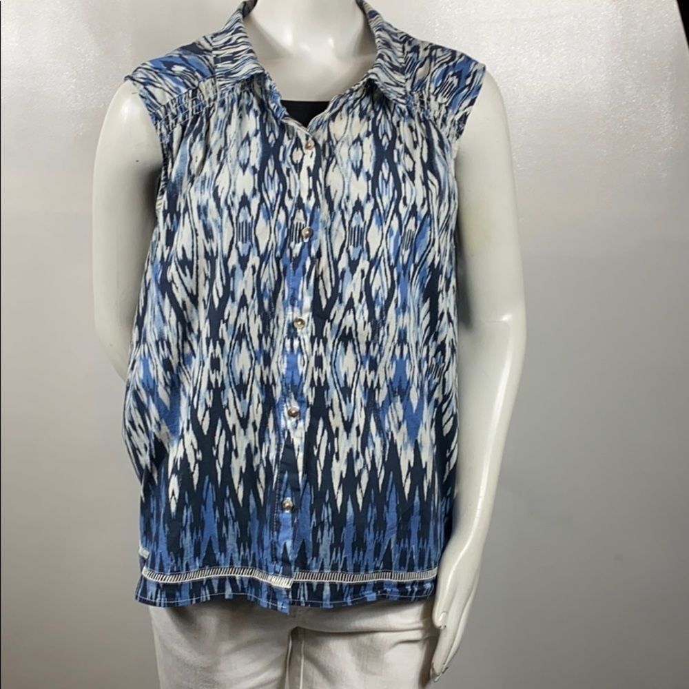 3For$20 Cato Blue/ White Sleeveless Blouse Size: 26/28